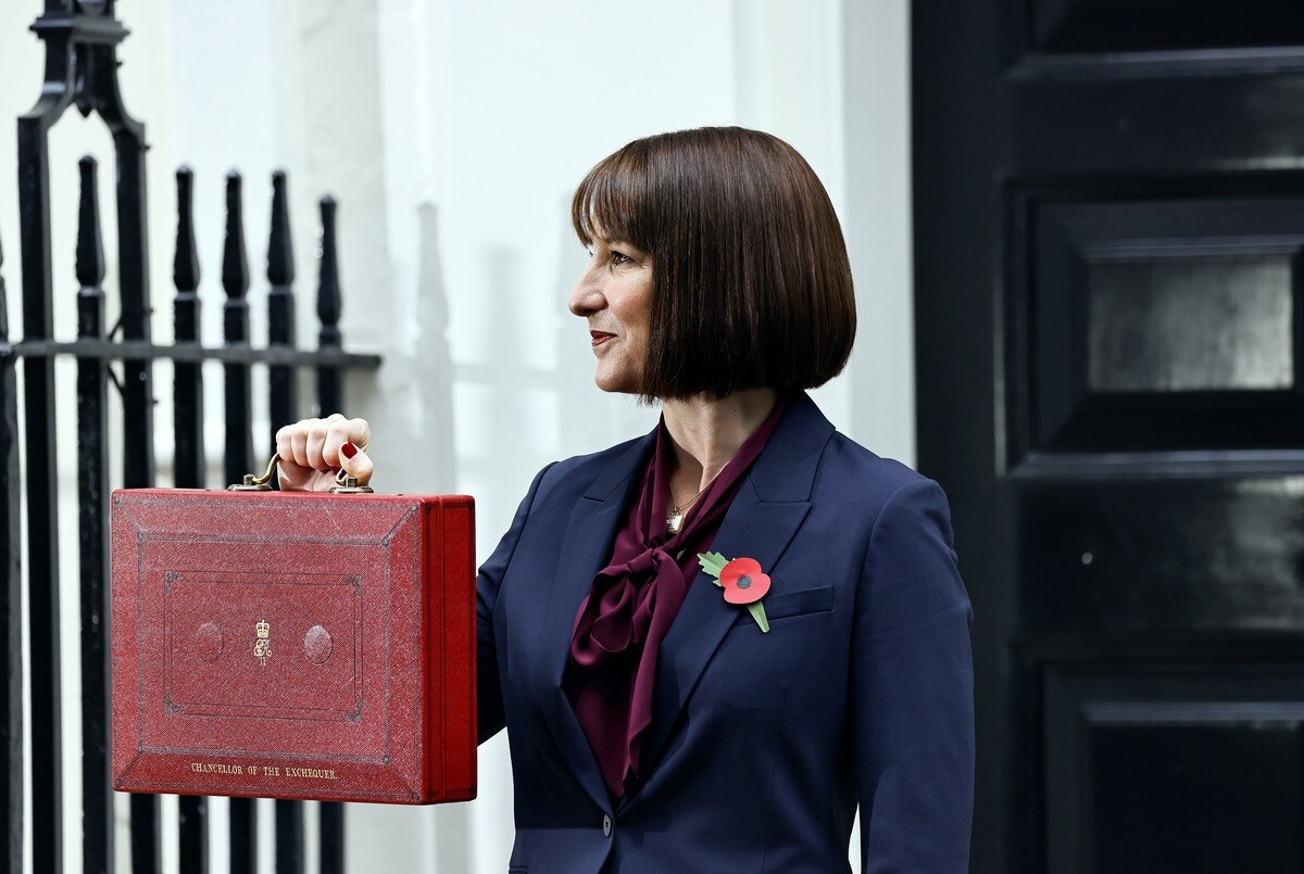 UK Government Autumn Budget Briefcase